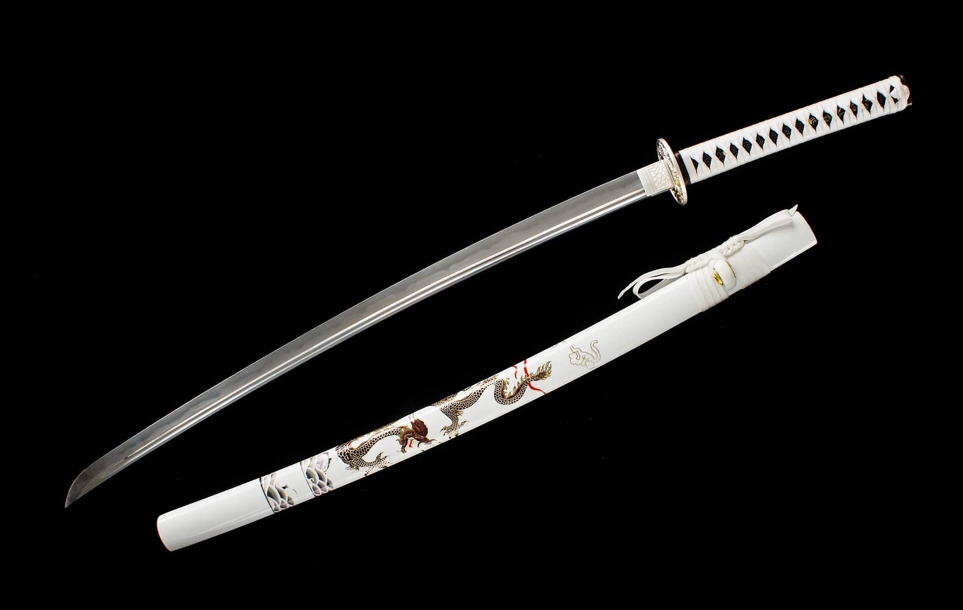 Kinryu “Gold Dragon” Katana – 40.6″ T10 Clay-Tempered Blade, White Lacquer Saya