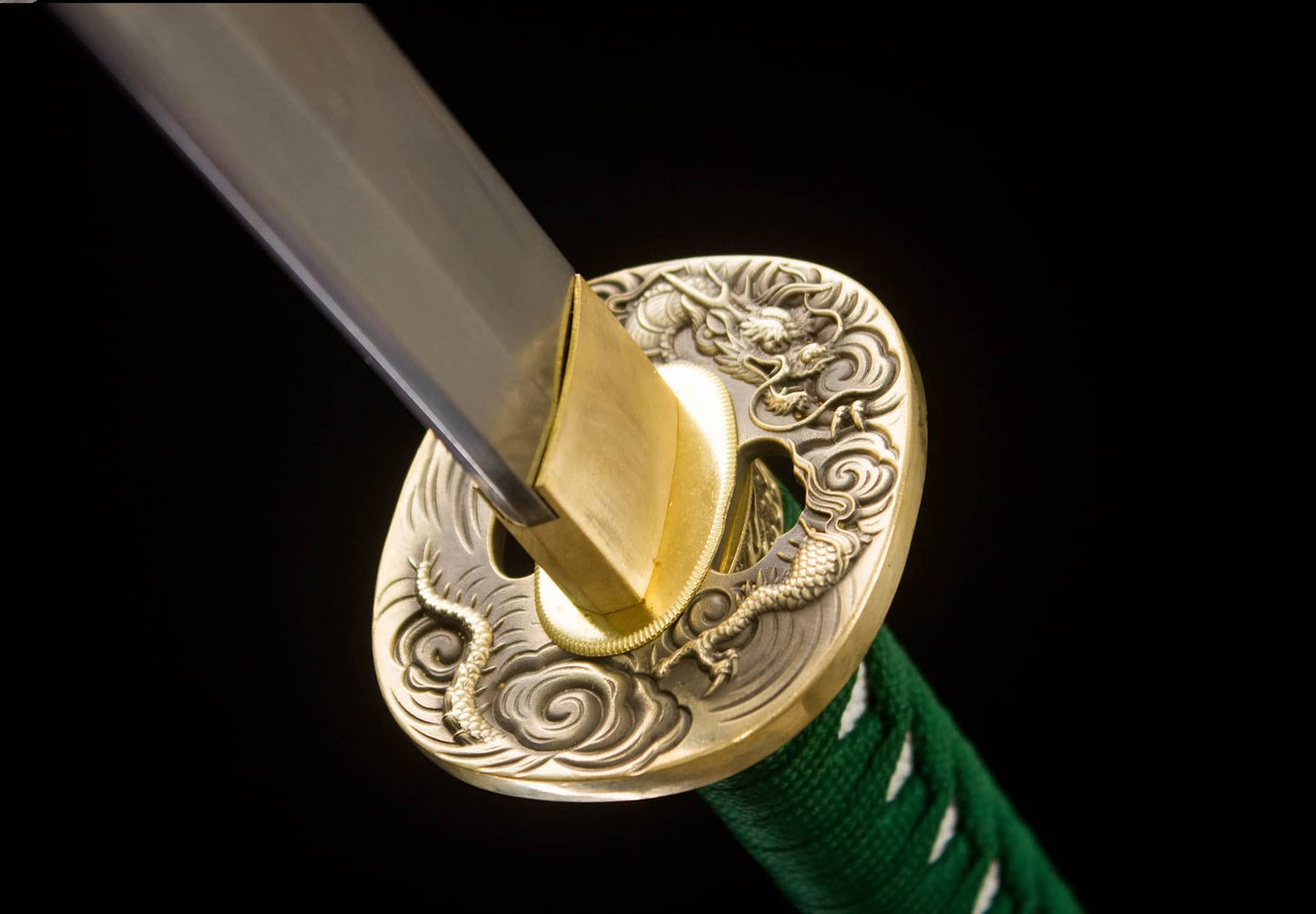 Damascus Hamon Katana – 41.1″ Pattern-Steel Blade, Green Tsuka & Amber Lacquer Saya