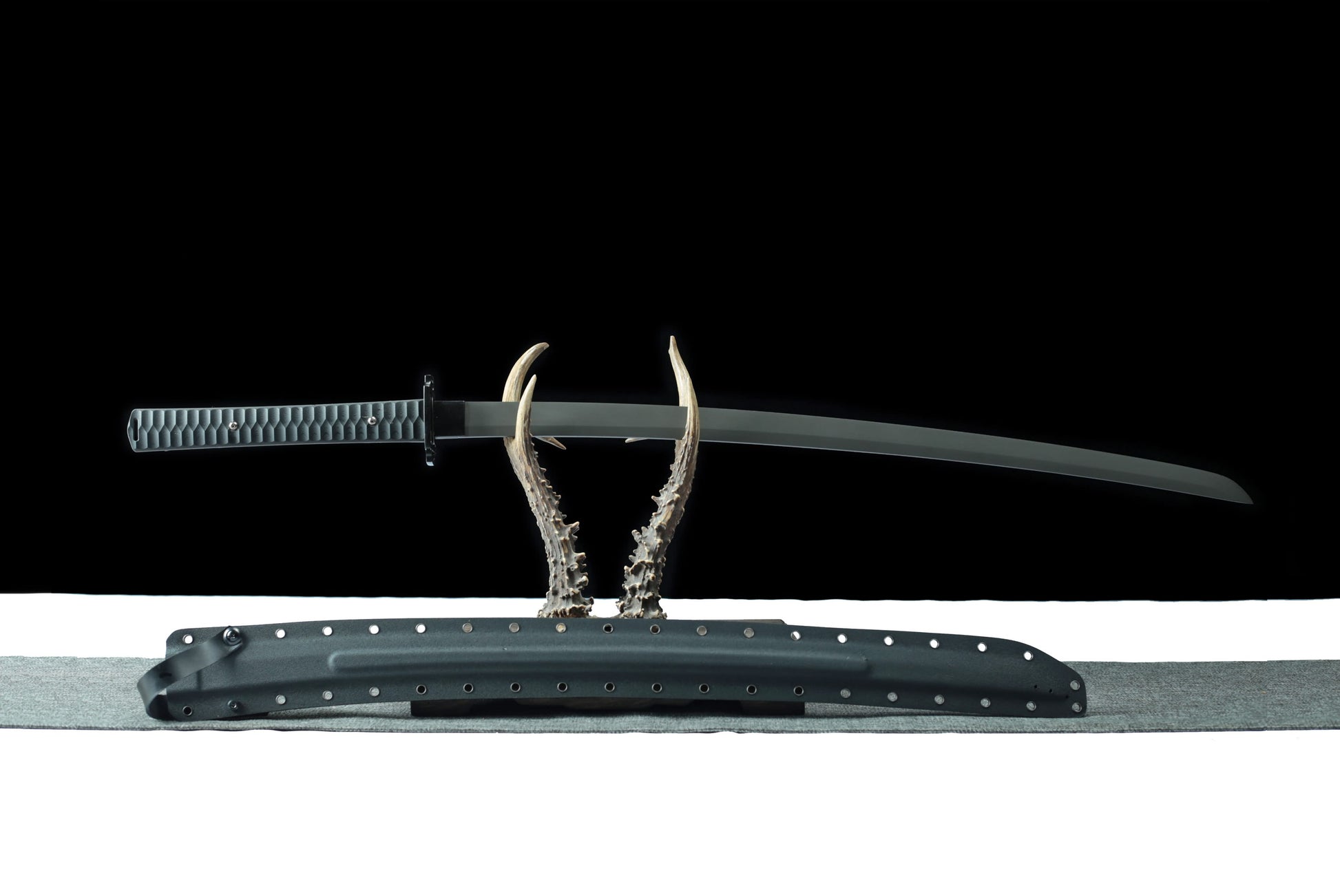 Titanium-Coated Katana with G10 Handle & Kydex Sheath | Rust-Proof Finish