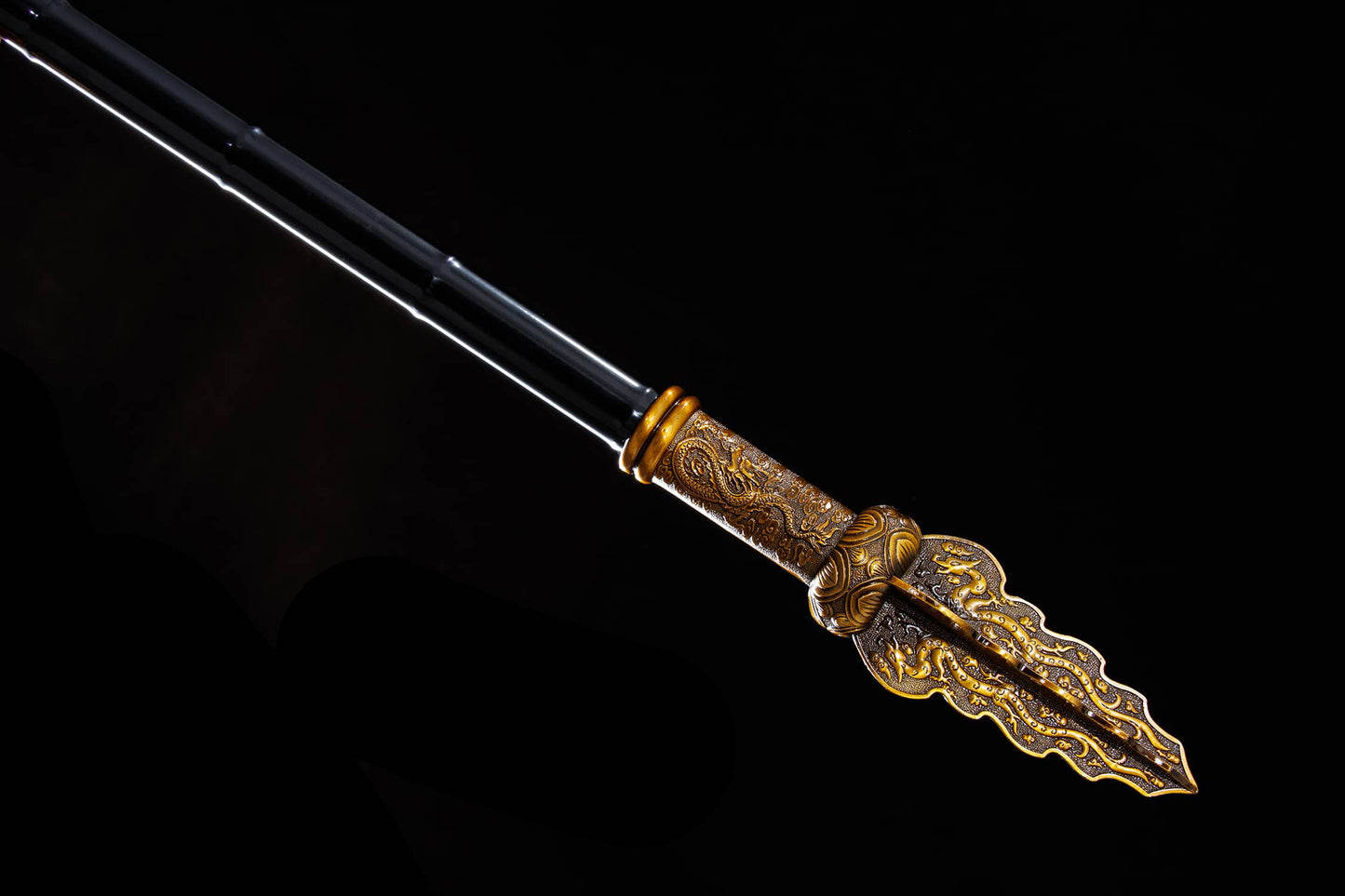 Guandao (Guan Gong Crescent Blade) – 74.4″ High-Chrome Steel, Black Lacquer Shaft