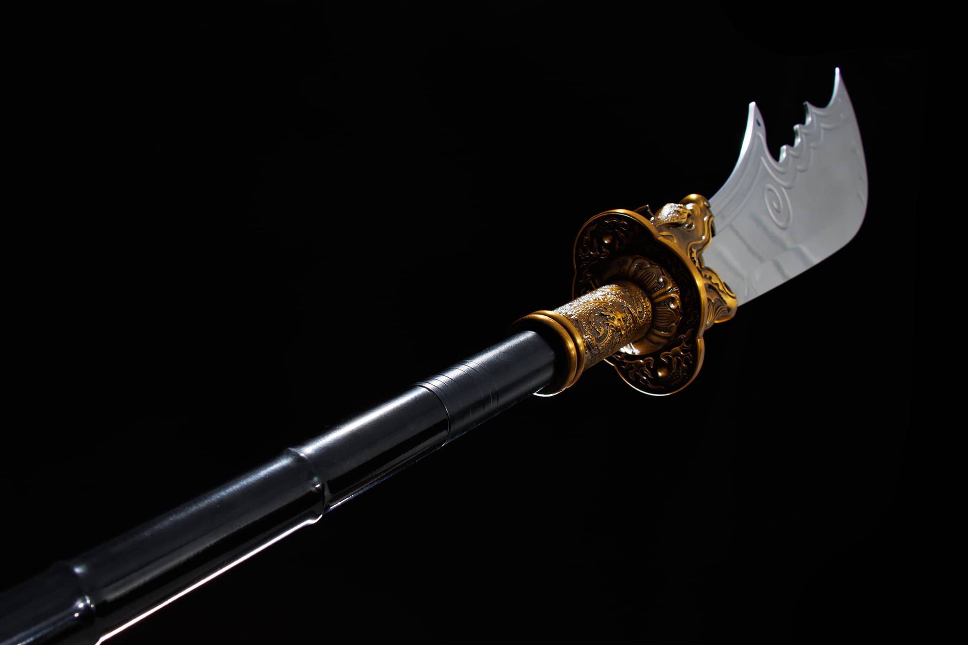Guandao (Guan Gong Crescent Blade) – 74.4″ High-Chrome Steel, Black Lacquer Shaft