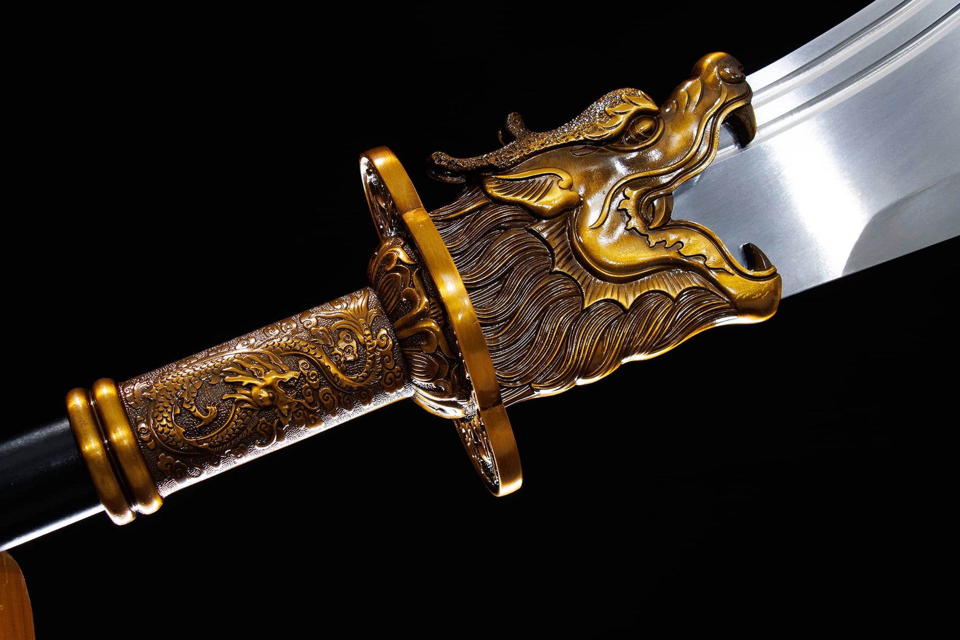 Guandao (Guan Gong Crescent Blade) – 74.4″ High-Chrome Steel, Black Lacquer Shaft