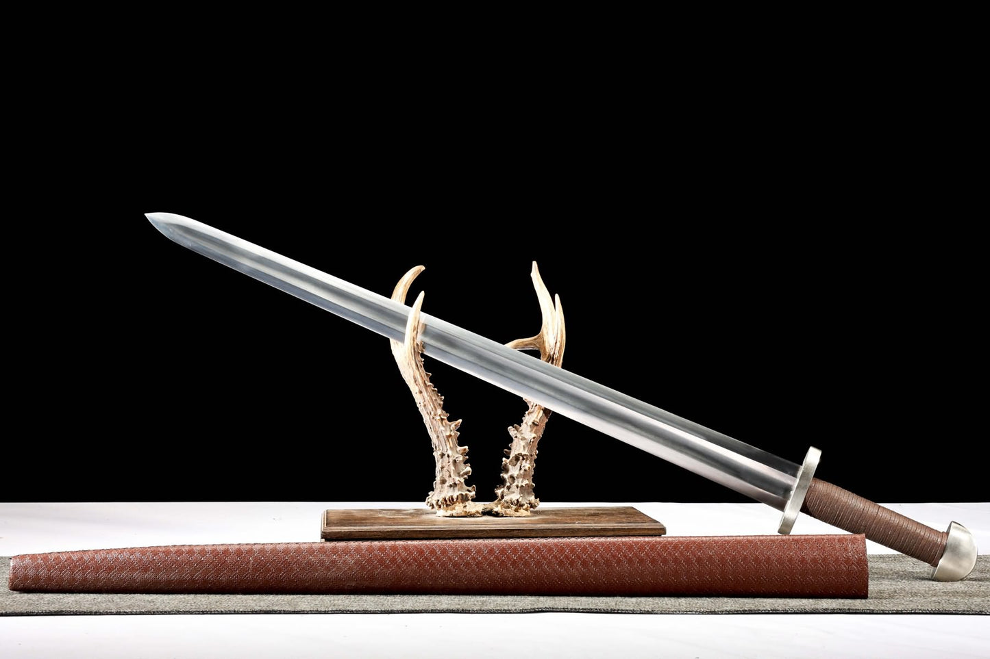 LOONGSWORD 1060 steel Viking sword with brown scabbard