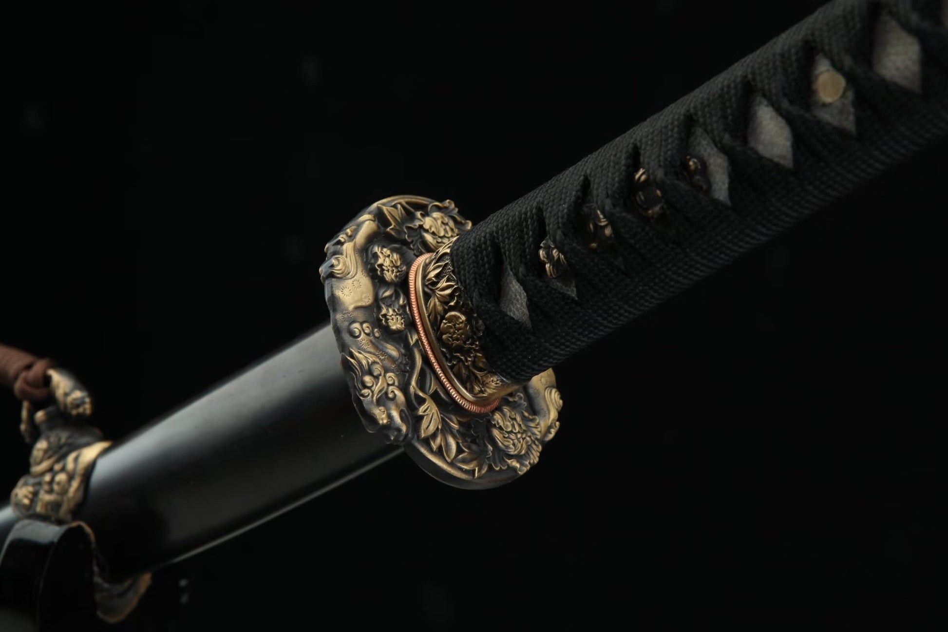 Folded Damascus Tachi — 28.7″ Blade, Ebony Saya, Carved Copper Fittings
