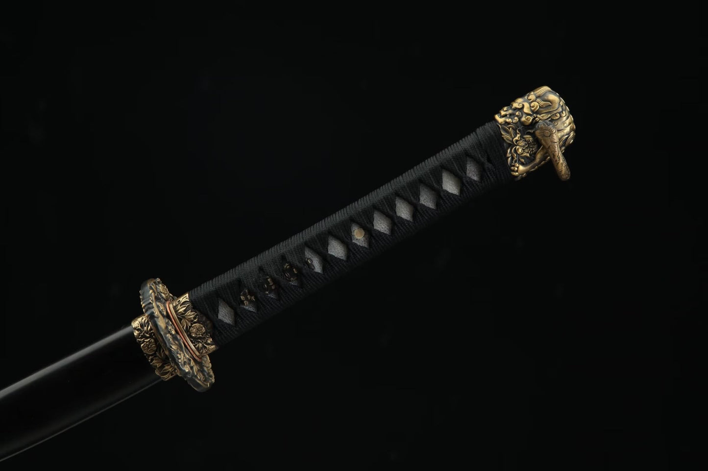 Folded Damascus Tachi — 28.7″ Blade, Ebony Saya, Carved Copper Fittings