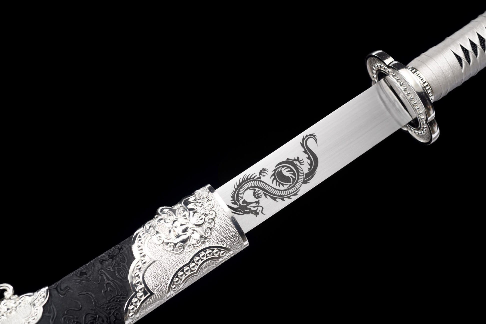 Qiu Long Miao Dao – Hand Forged High Manganese Steel Chinese Long Saber with Dragon Pattern Scabbard