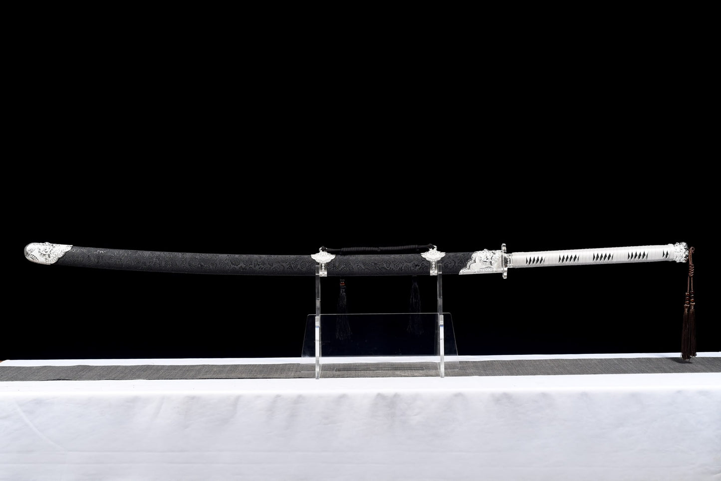 Qiu Long Miao Dao – Hand Forged High Manganese Steel Chinese Long Saber with Dragon Pattern Scabbard