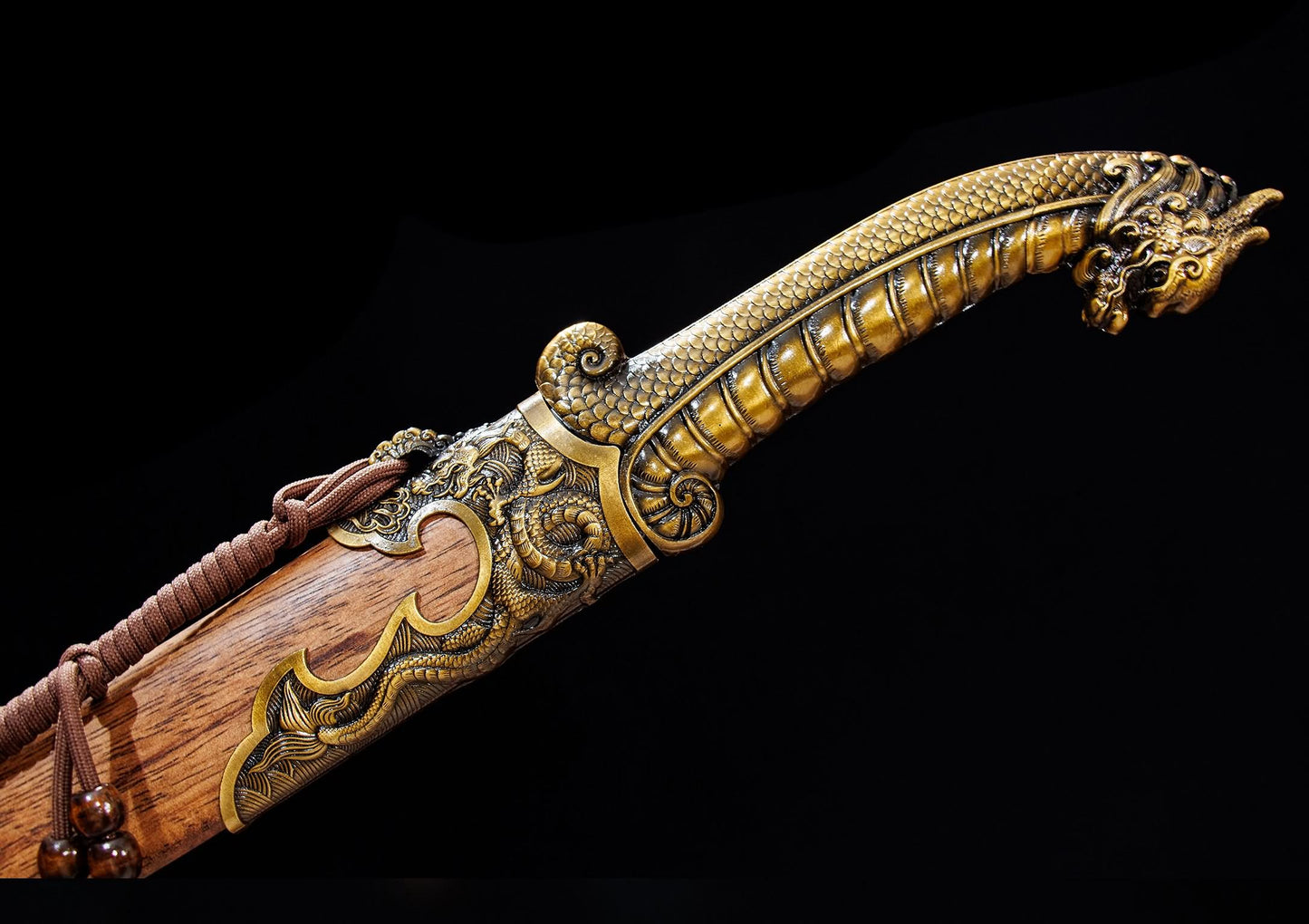 Longxiao Dragon Curved Dao – 32.3″ Manganese Steel, Dyed Wood Scabbard