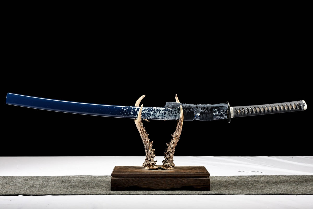 Blue Snowflake Aoi Katana – T10 Clay-Tempered Steel