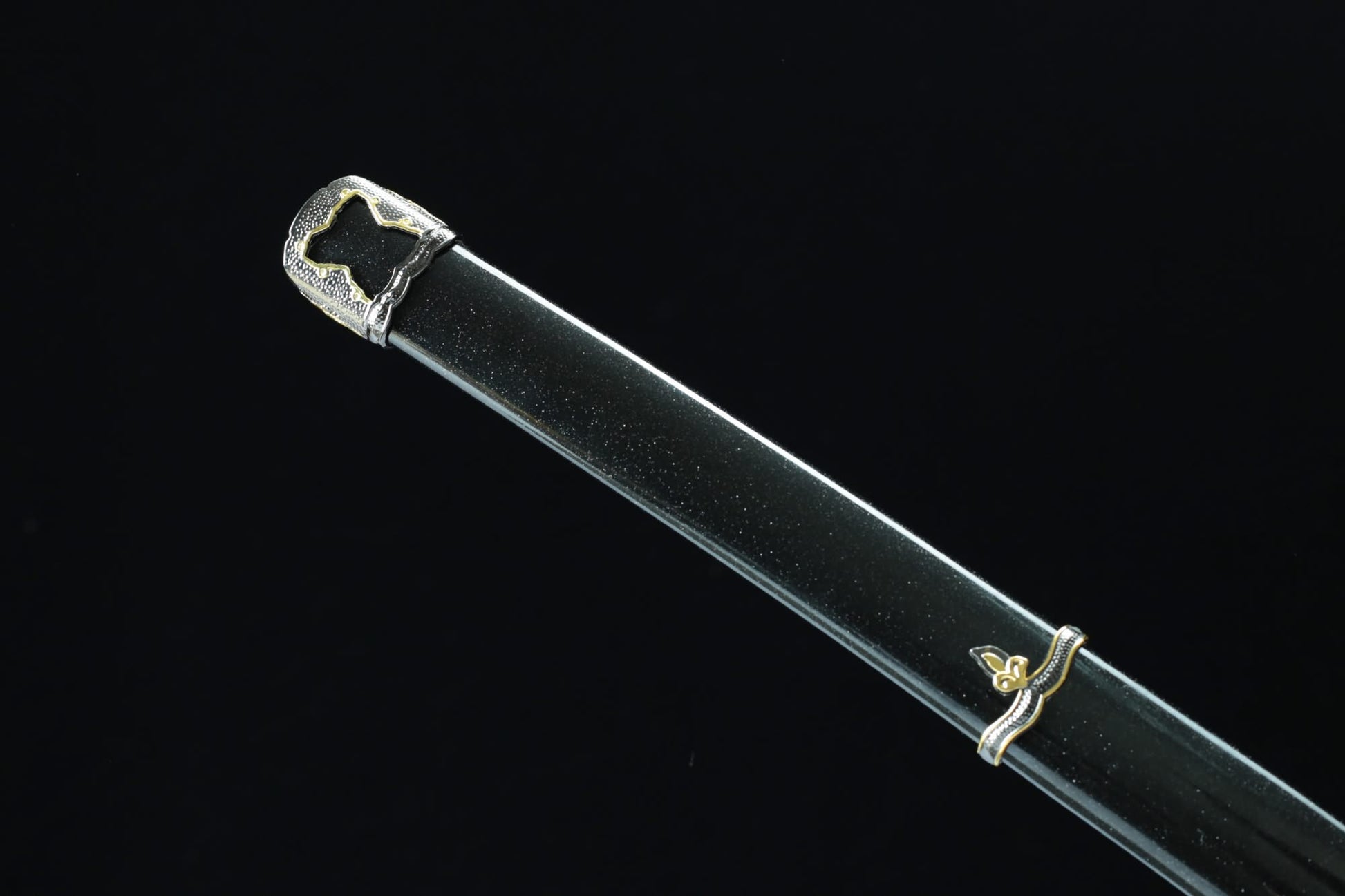 Japanese Sakura Tachi Sword – Patterned Steel Blade, Piano Lacquer Scabbard - Chinese Sword store