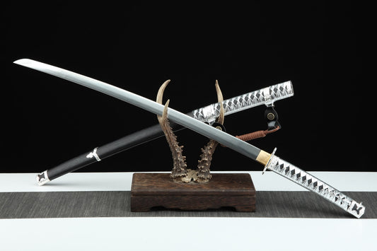 Japanese Tachi Sword – T10 Steel Blade with Ebony Wood Scabbard & Silver Wrap Handle