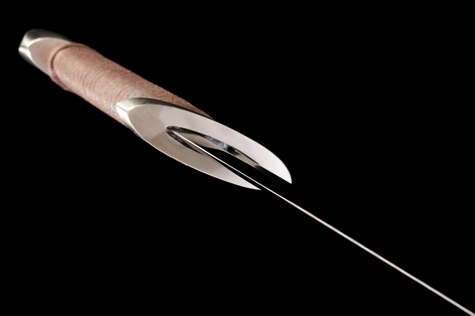 Viking sword handle assembly and pommel detail