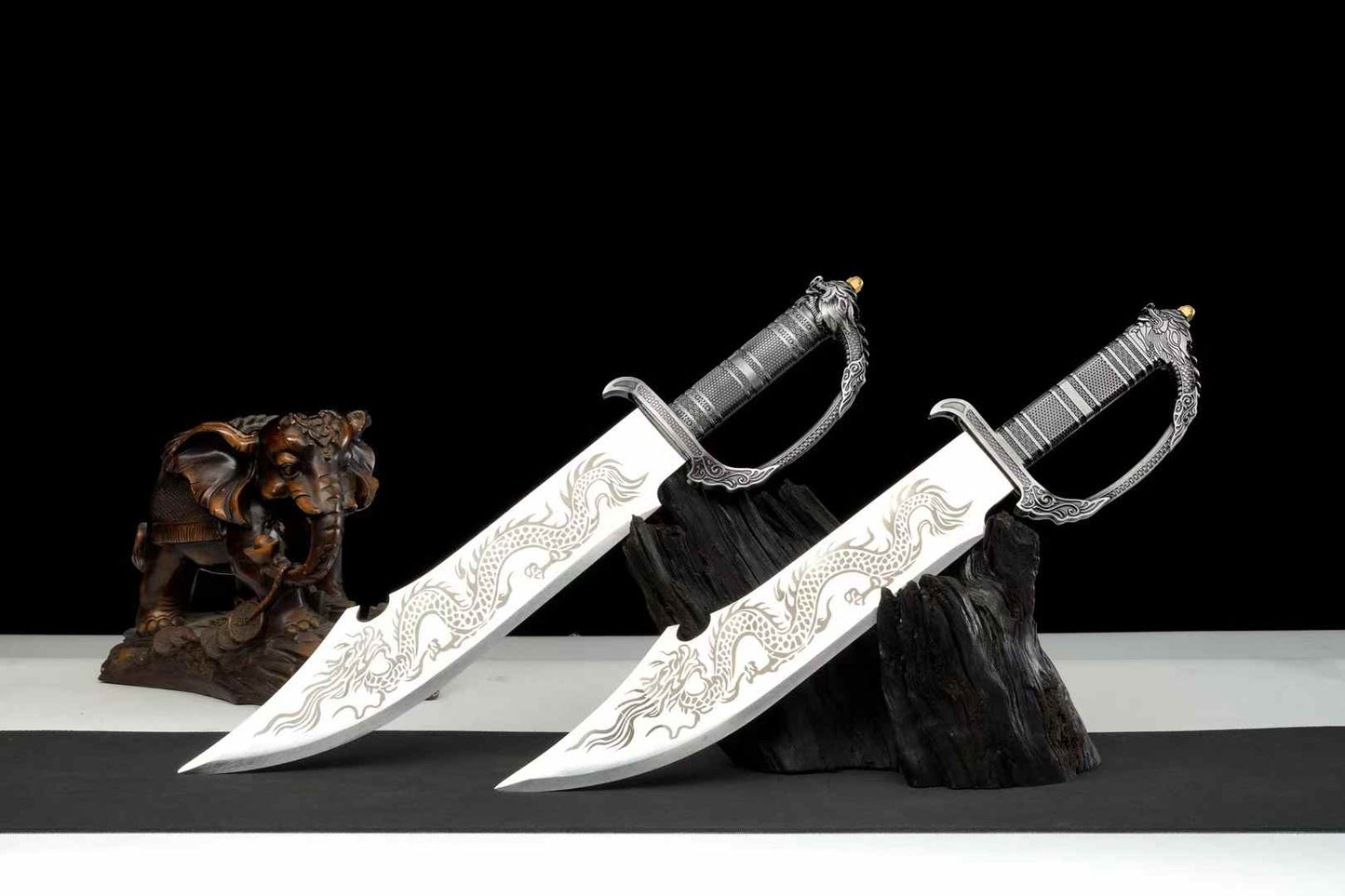 Wing Chun butterfly swords pair with dragon-pattern blades