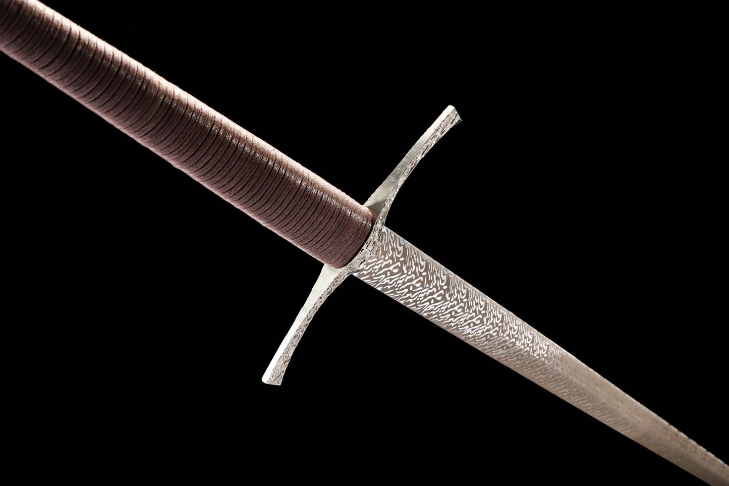 Xiangyun longsword blade shoulder and curved stainless-steel crossguard detail