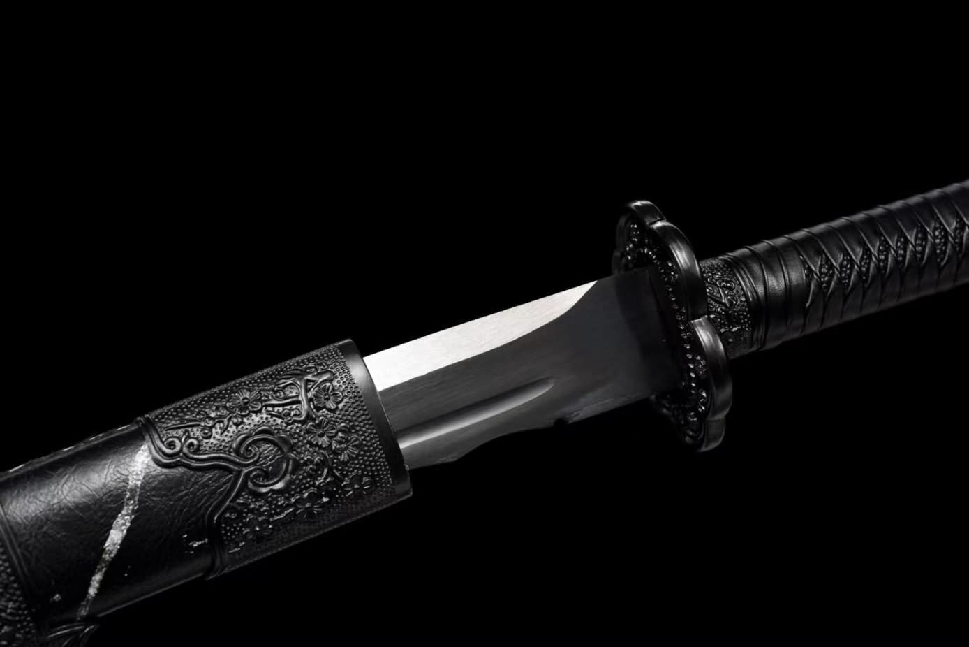 Yanling dao Swords Real,Saber High Carbon Black Blade,Alloy Fittings