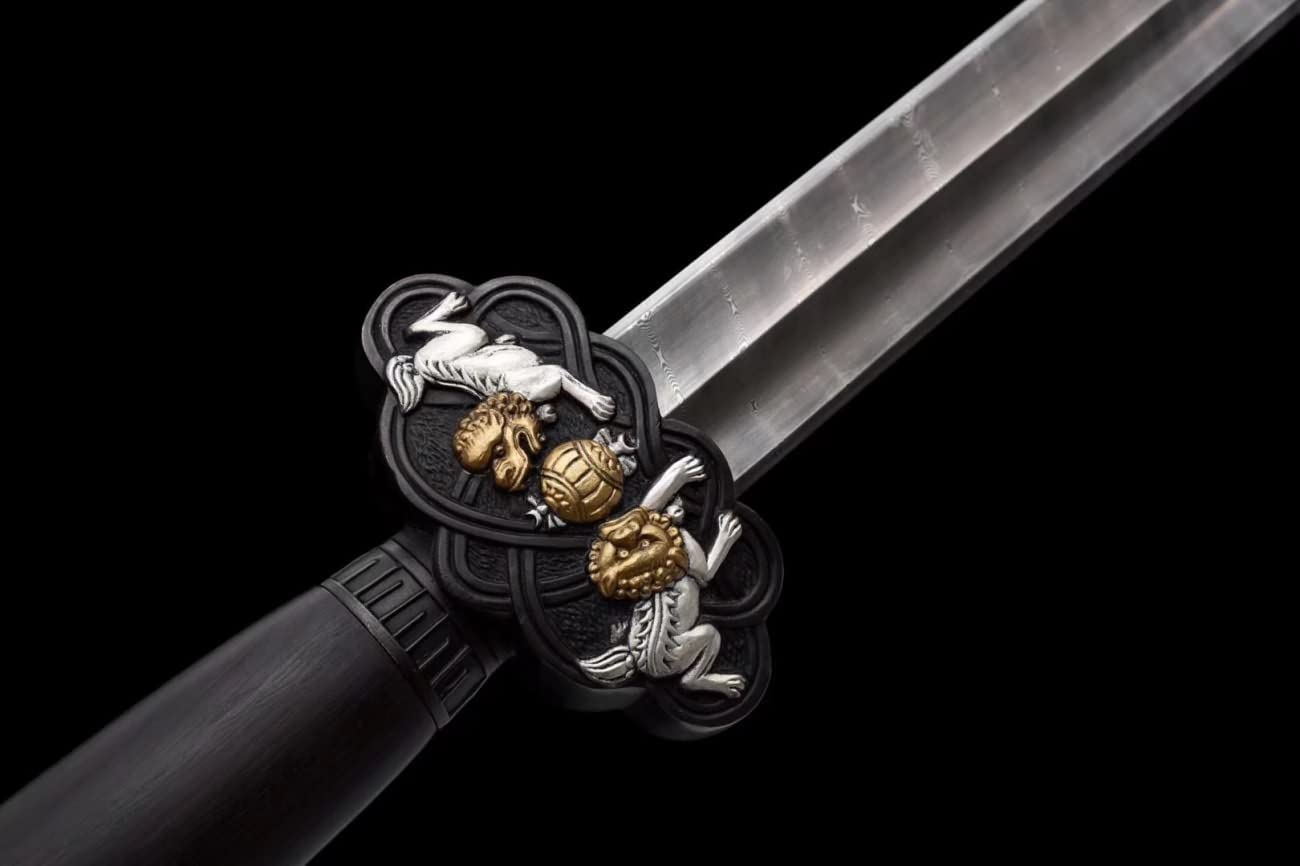 Lion Sword Real,Damascus Steel Blades,Brass Fittings,Ebony Scabbard