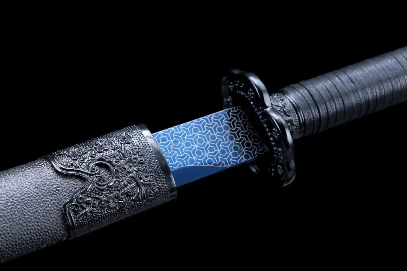 Qing dao,Walking Sabre Sword High Carbon Steel Blade,Alloy Fittings,chinese swords