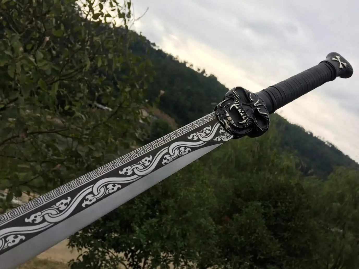 Dragon Tang dao,Hand Forged High carbon steel Etch Blade,Alloy Fittings,LOONGSWORD