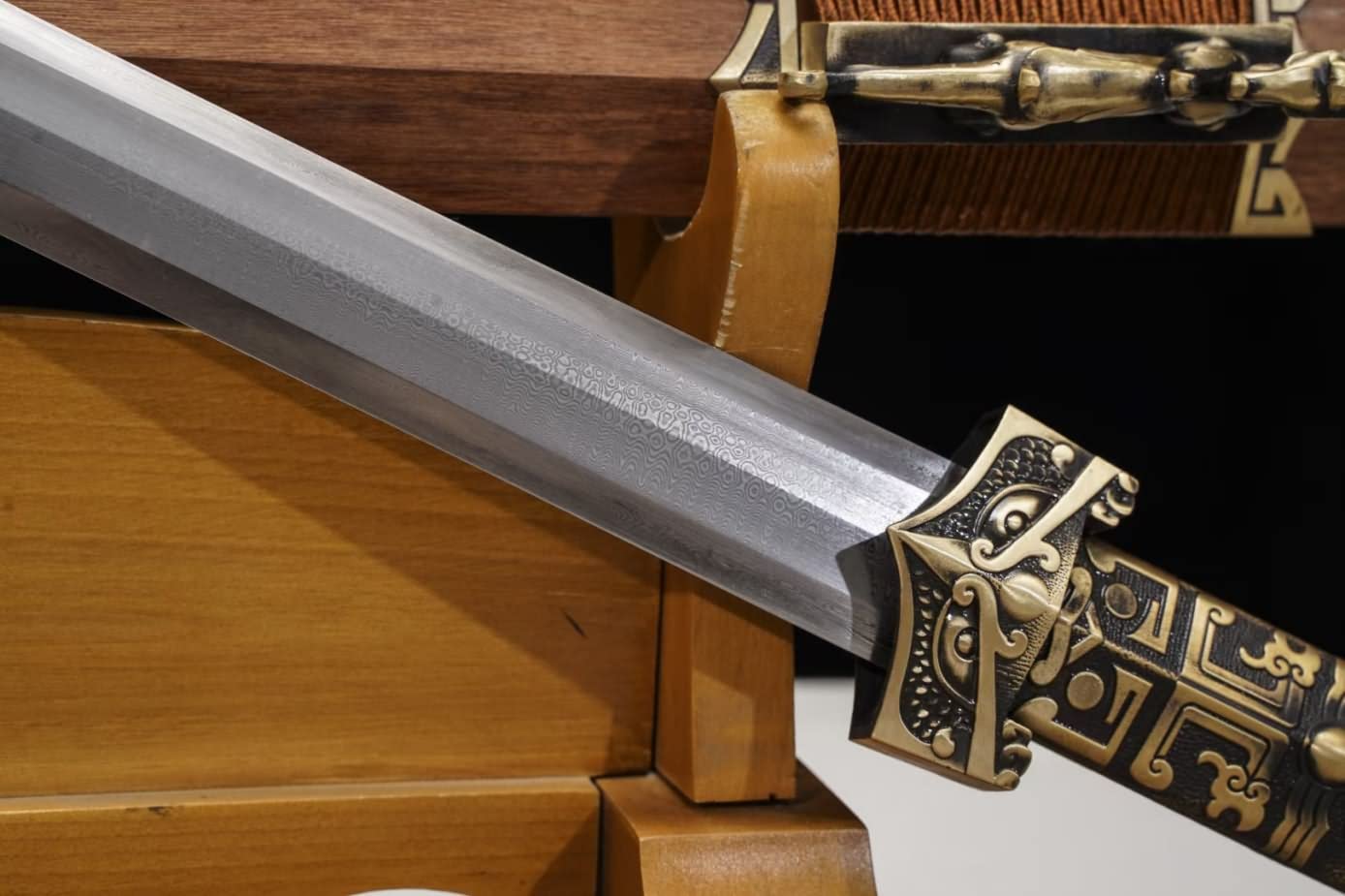 Han jian,Damascus Steel octahedral Blades,Brass Fittings,Two Scabbard Materials
