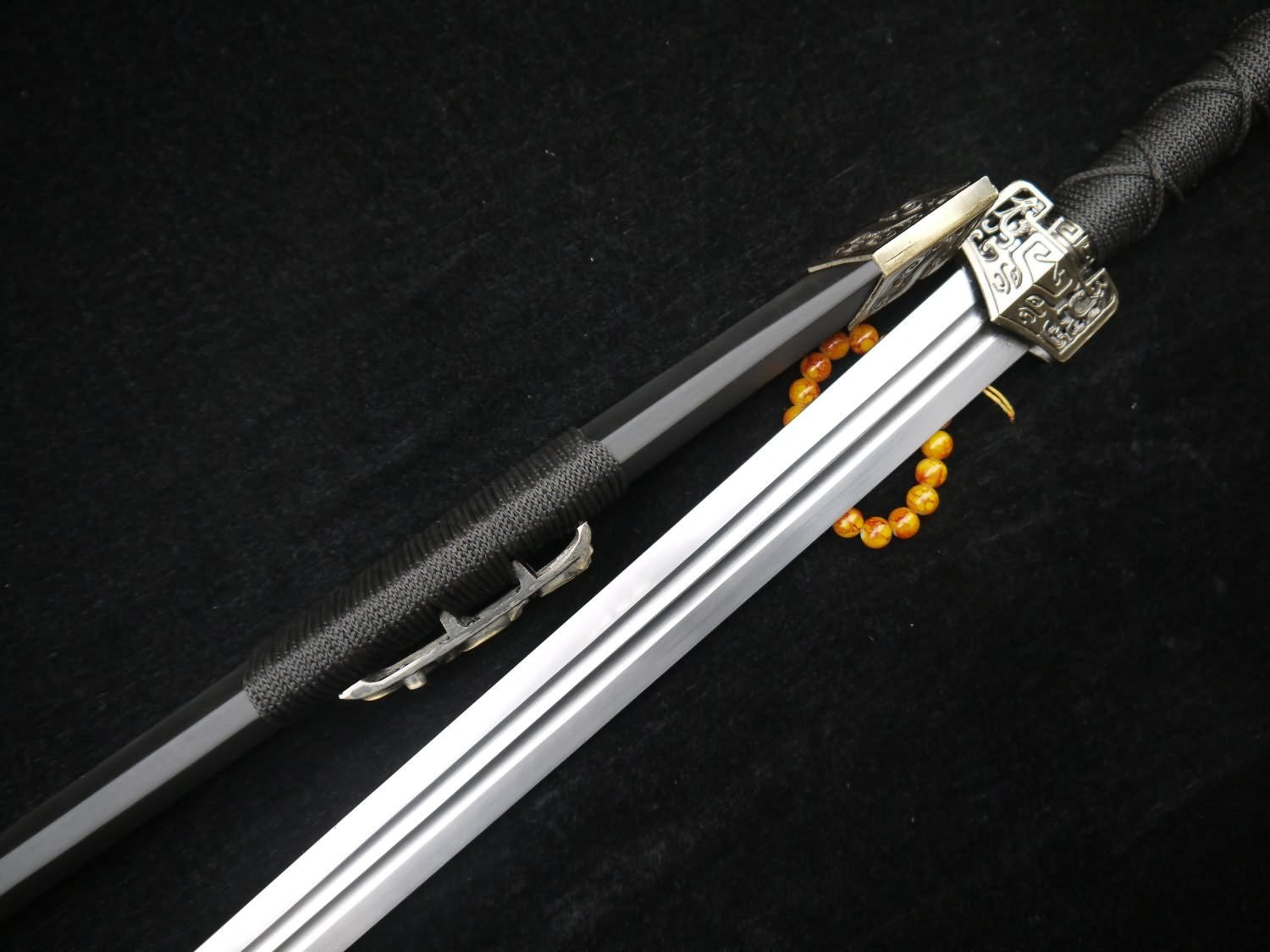 Han jian/Medium carbon steel blade/Solid matte black paint Scabbard/Zinc-alloy - Chinese sword shop