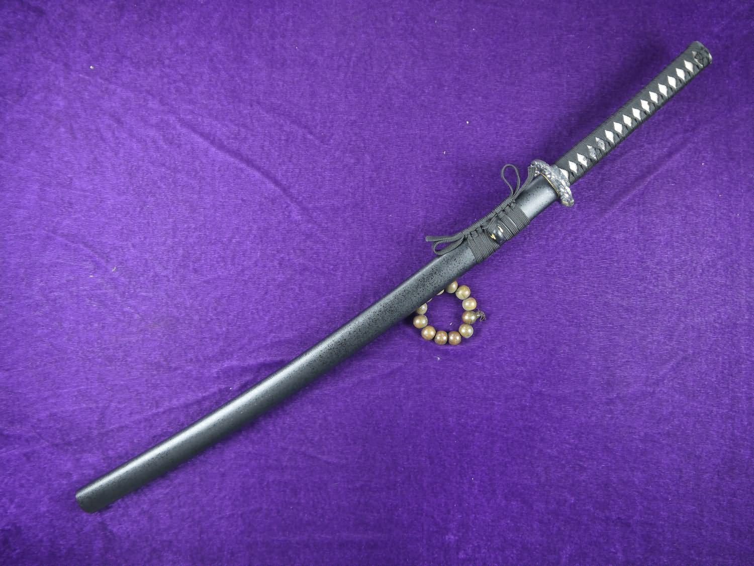 katana(Medium carbon steel Blade,Solid wood scabbard,Alloy production)Overall Length 39" - Chinese sword shop