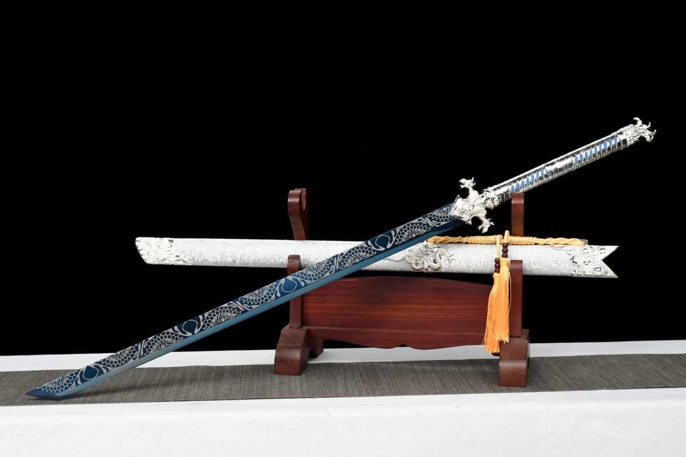 chinese sword,Dragon Tang dao,High Carbon Steel Blue Blade,Alloy Fittings,Silver Appearance,LOONGSWORD