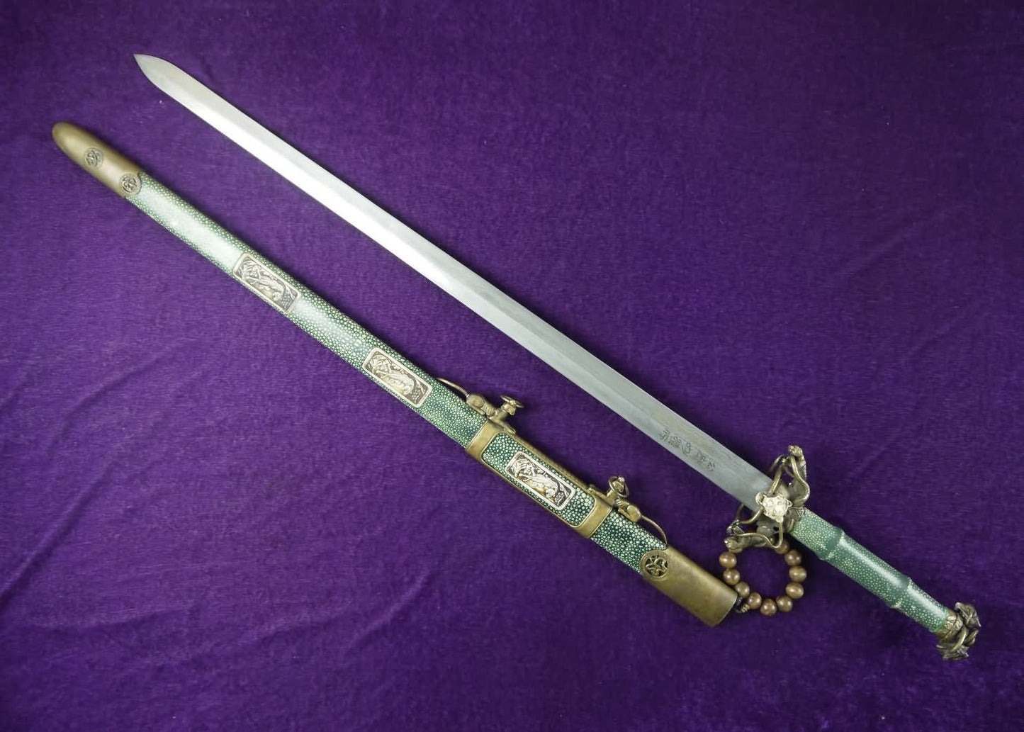 Snake-like sword/Damascus steel blade/Pearl skin wrapped scabbard/Brass fitted/Length 39" - Chinese sword shop