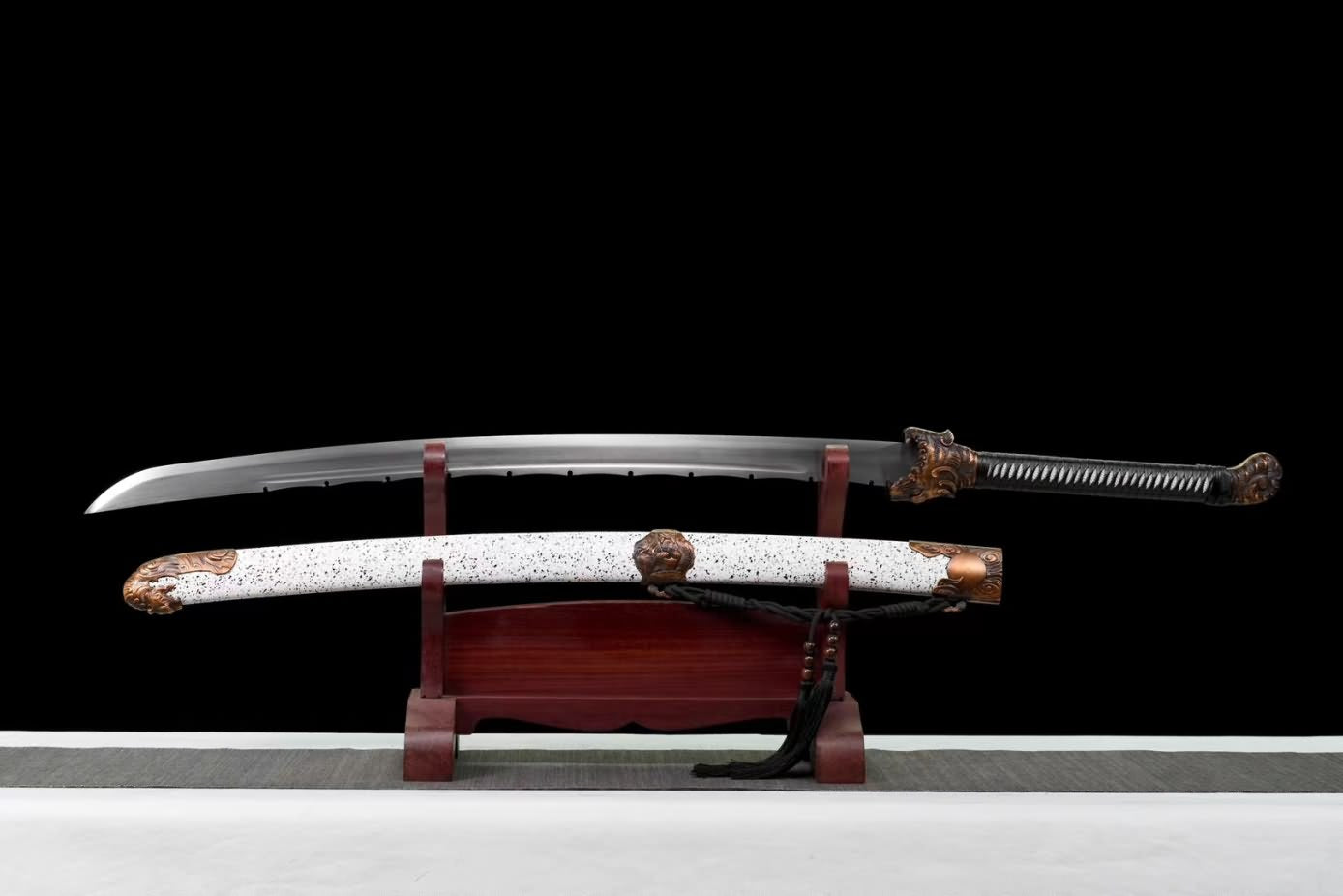 Tiger Tang dao High Carbon Steel red Blade,Alloy Fittings,Solid Wood Scabbard,LOONGSWORD