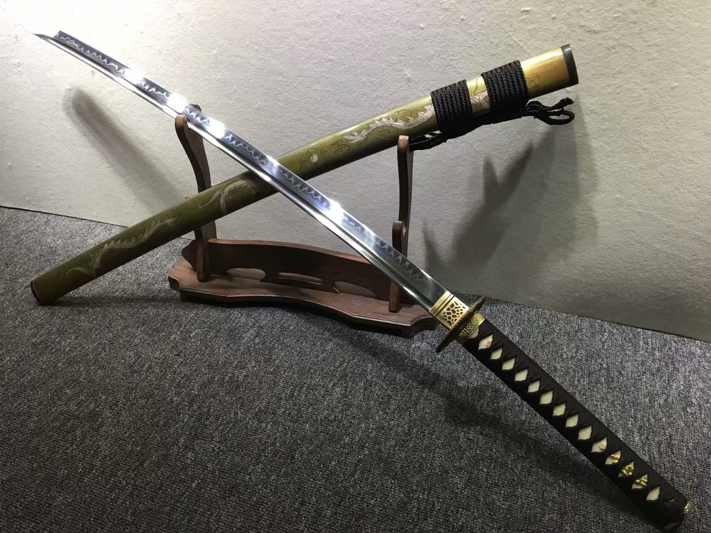 Nihontou katana,Handmade,High carbon steel burn blade,Brass,Full tang,A - Chinese sword shop