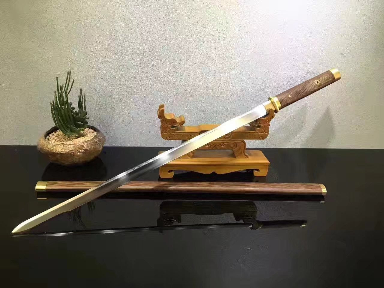 Tang sword,Folded steel Turns the soil to burn blade blade,Full tang,Length 39 inch - Chinese sword shop