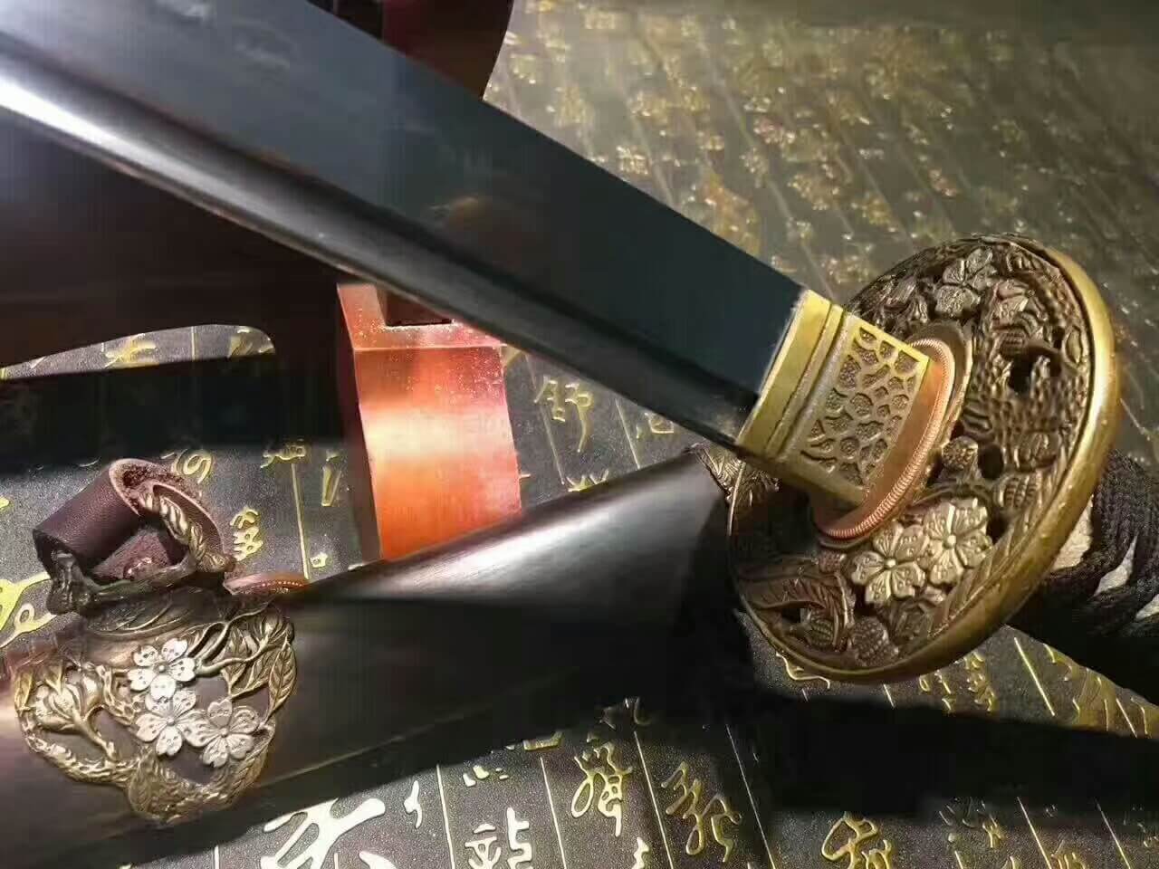 Nihontou Tachi(Damascus steel,Ebony scabbard,Brass tosogu)Full tang - Chinese sword shop