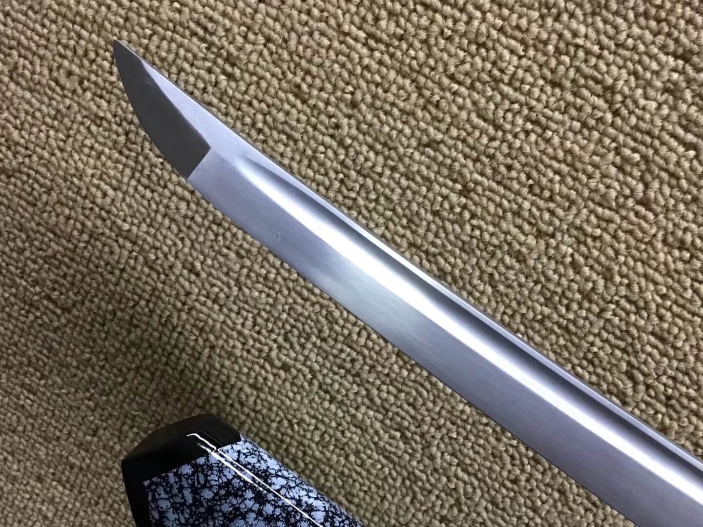 Katana,Medium carbon steel bade,Snowflake black paint scabbard,Alloy fittings - Chinese sword shop