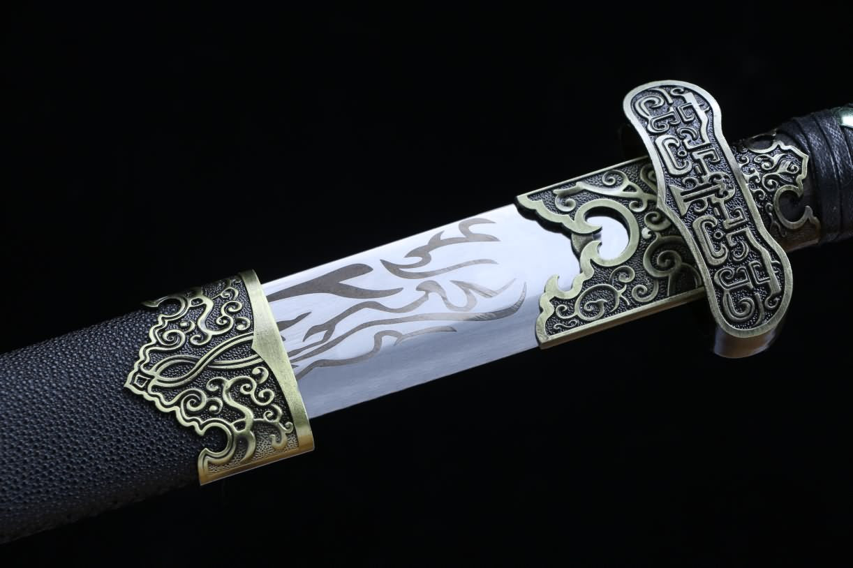 Black gold ancient sword,Forged High carbon steel blade,Alloy fittings,Battle ready