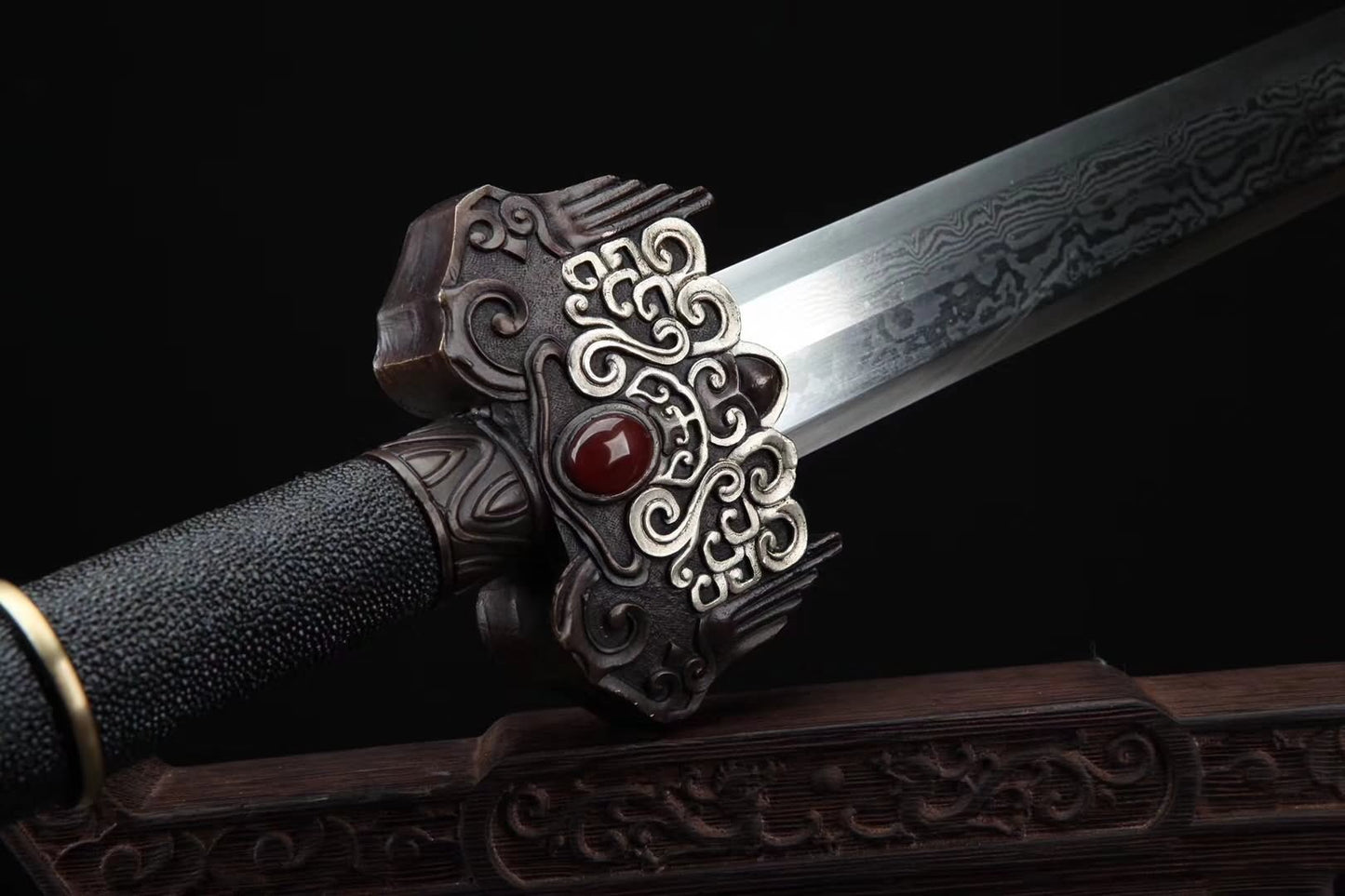 Myth sword,Handmade Damascus steel blade,Skin scabbard,Brass fittings - Chinese sword shop