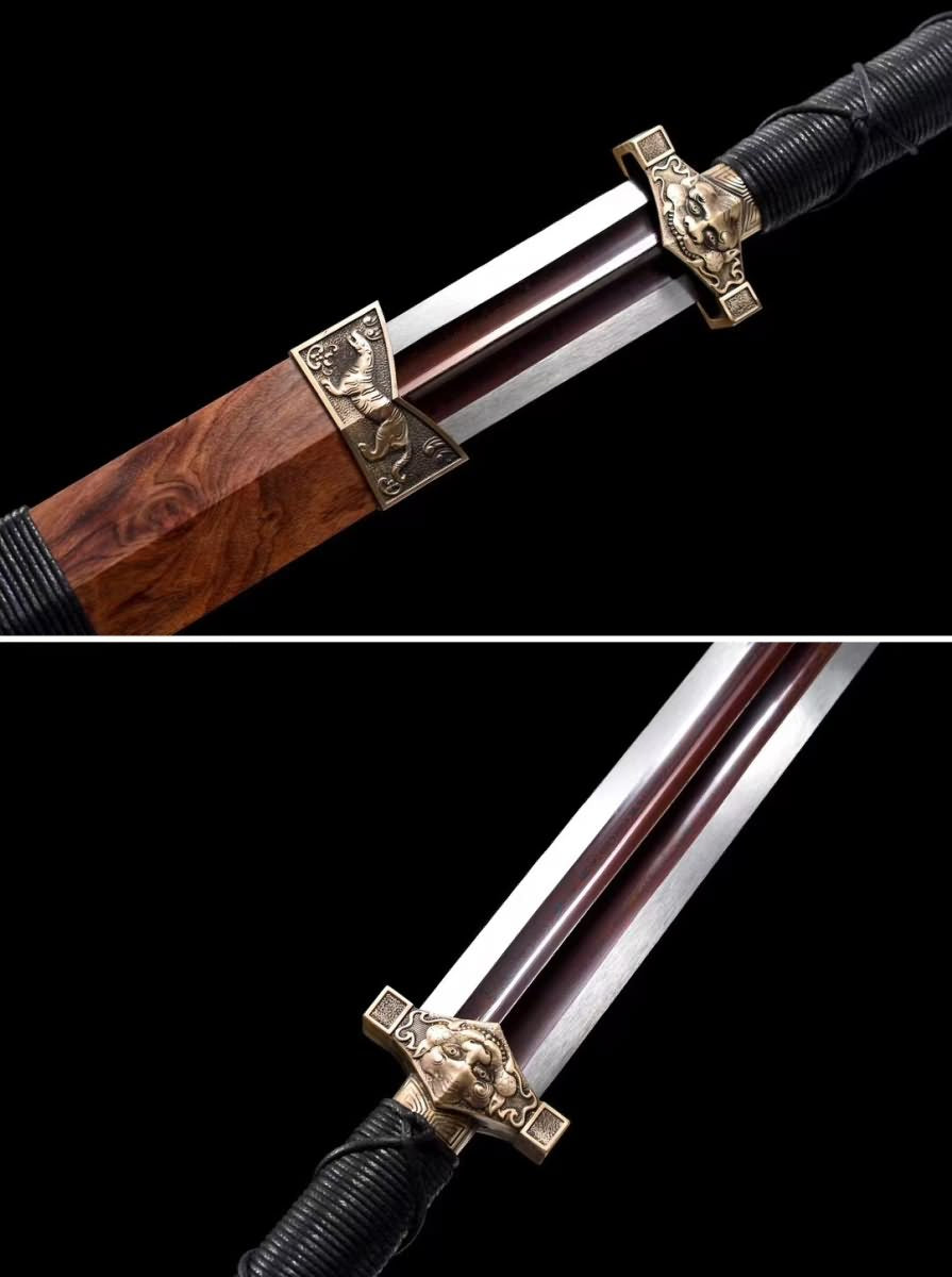 Han sword,Forged Damascus steel blade,Brass fittings,Rosewood scabbard