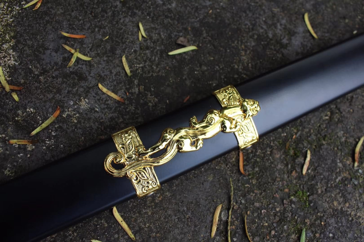 Flying shark sword,High carbon steel blade,black wood scabbard - Chinese sword shop