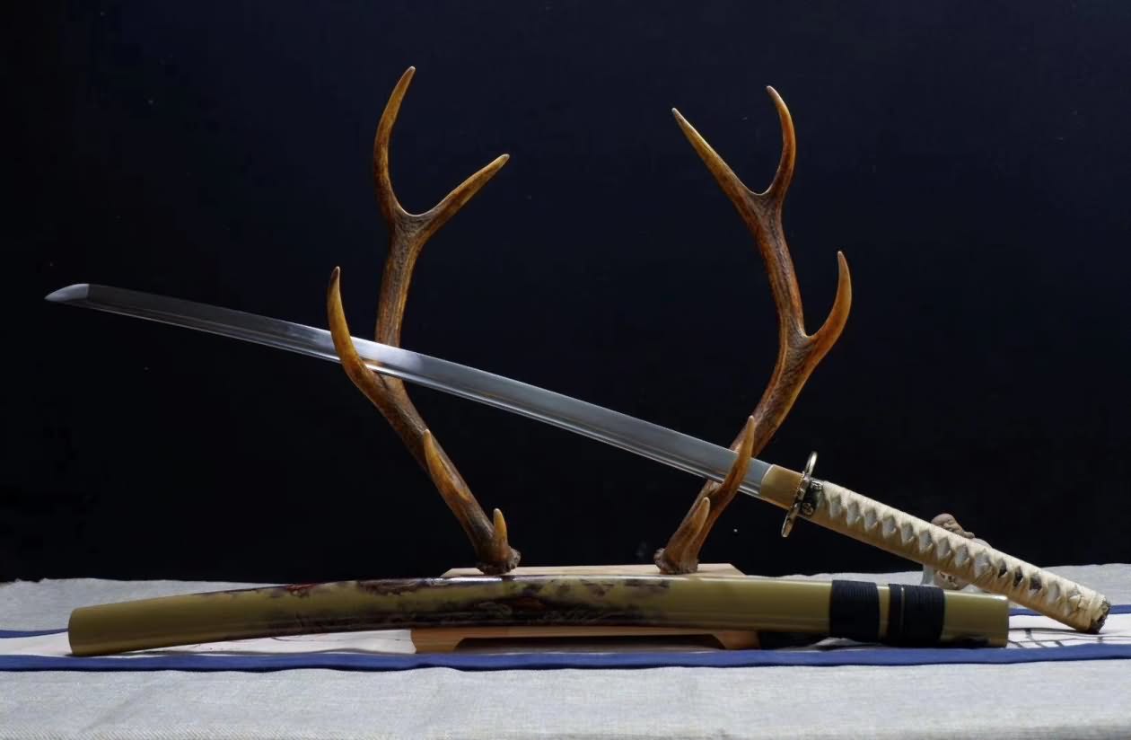 Samurai Sword Handmade Full Tang Katana Medium Carbon Steel Blade