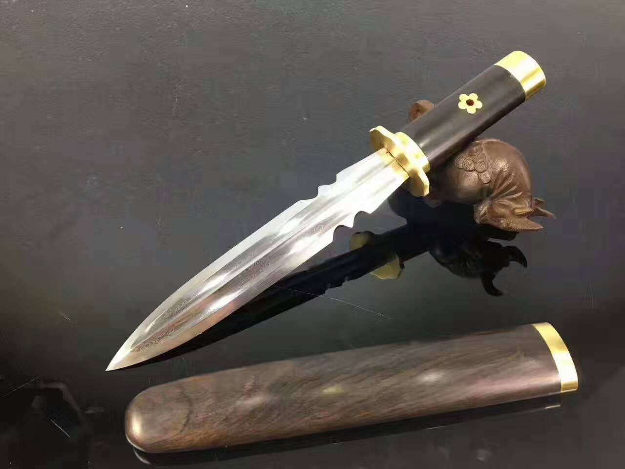 Small chinese sword,Dagger(Pattern steel blade,Ebony scabbard,Brass fitting)Full tang,Length 11.8" - Chinese sword shop