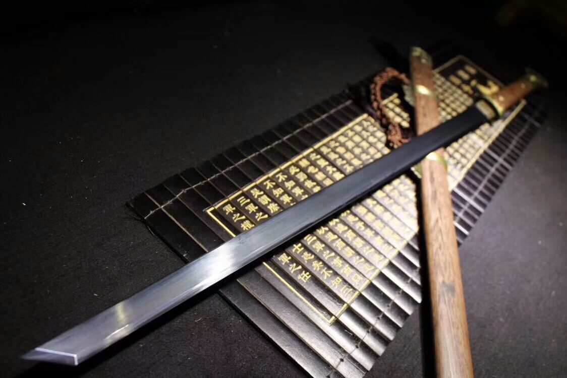 Pei Dong war jian,High carbon steel blade,Rosewood scabbard,Alloy - Chinese sword shop