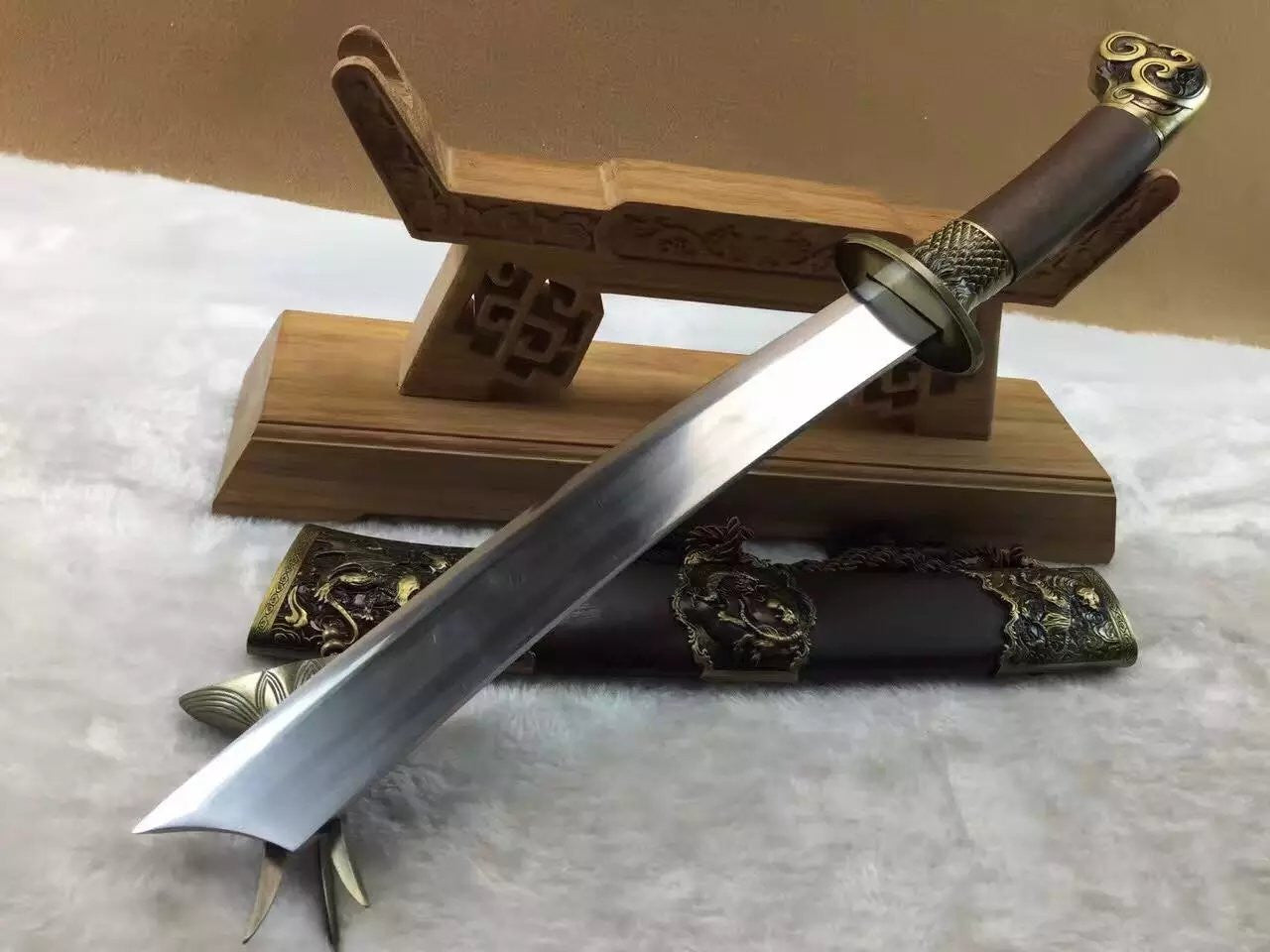 Dagger sword,High manganese steel,Rosewood scabbard,Alloy fitting,Length 20 inch - Chinese sword shop