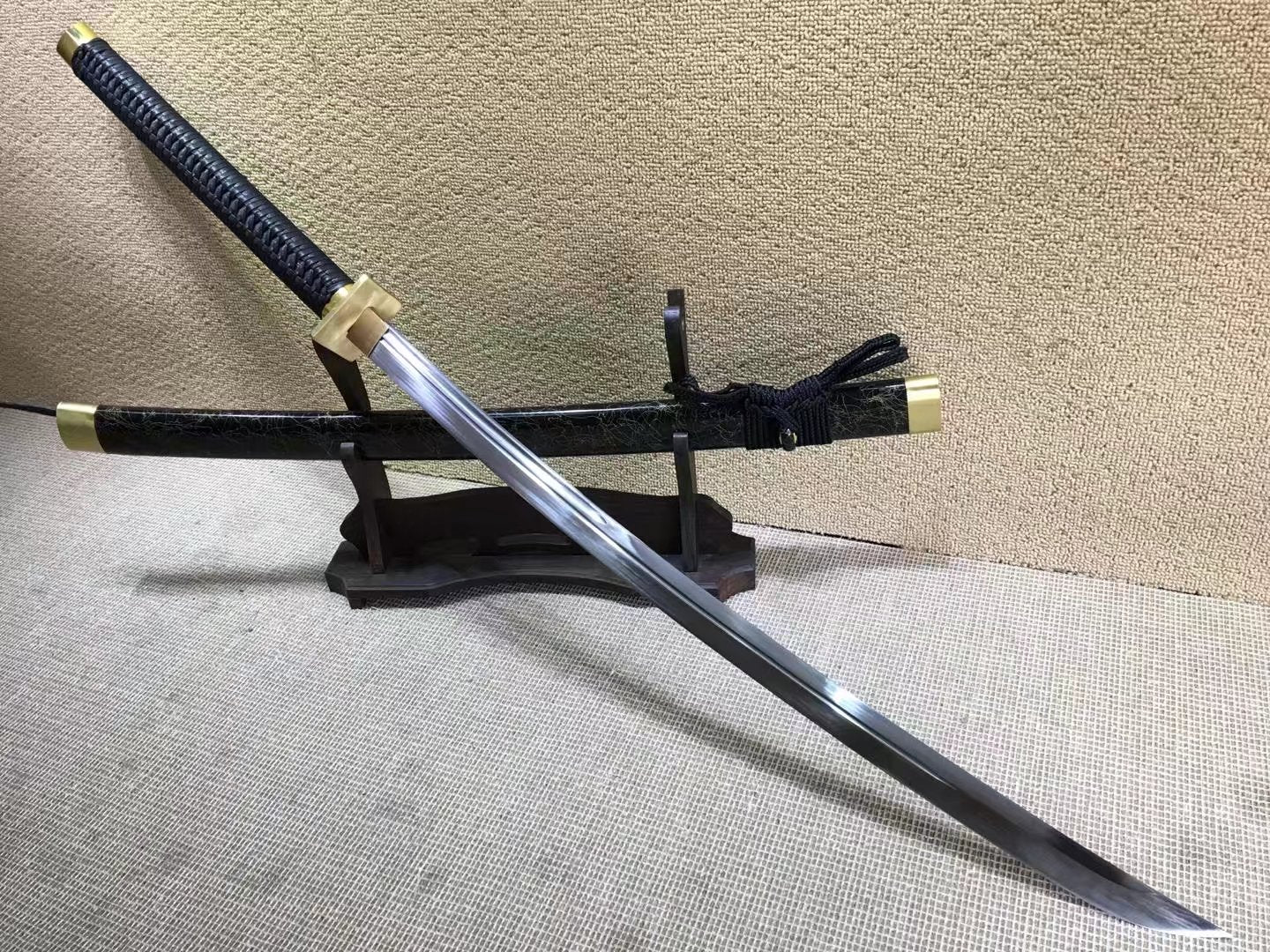 Cut horse broadsword,sword,High carbon steel,Black scabbard,Length 45" - Chinese sword shop