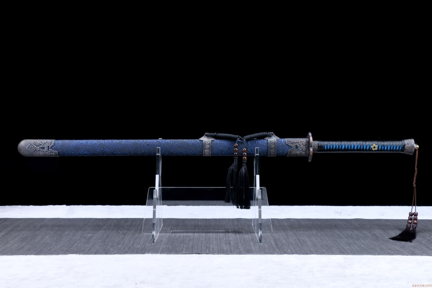 Qing dao swords,High carbon steel black blade,Blue Pu scabbard