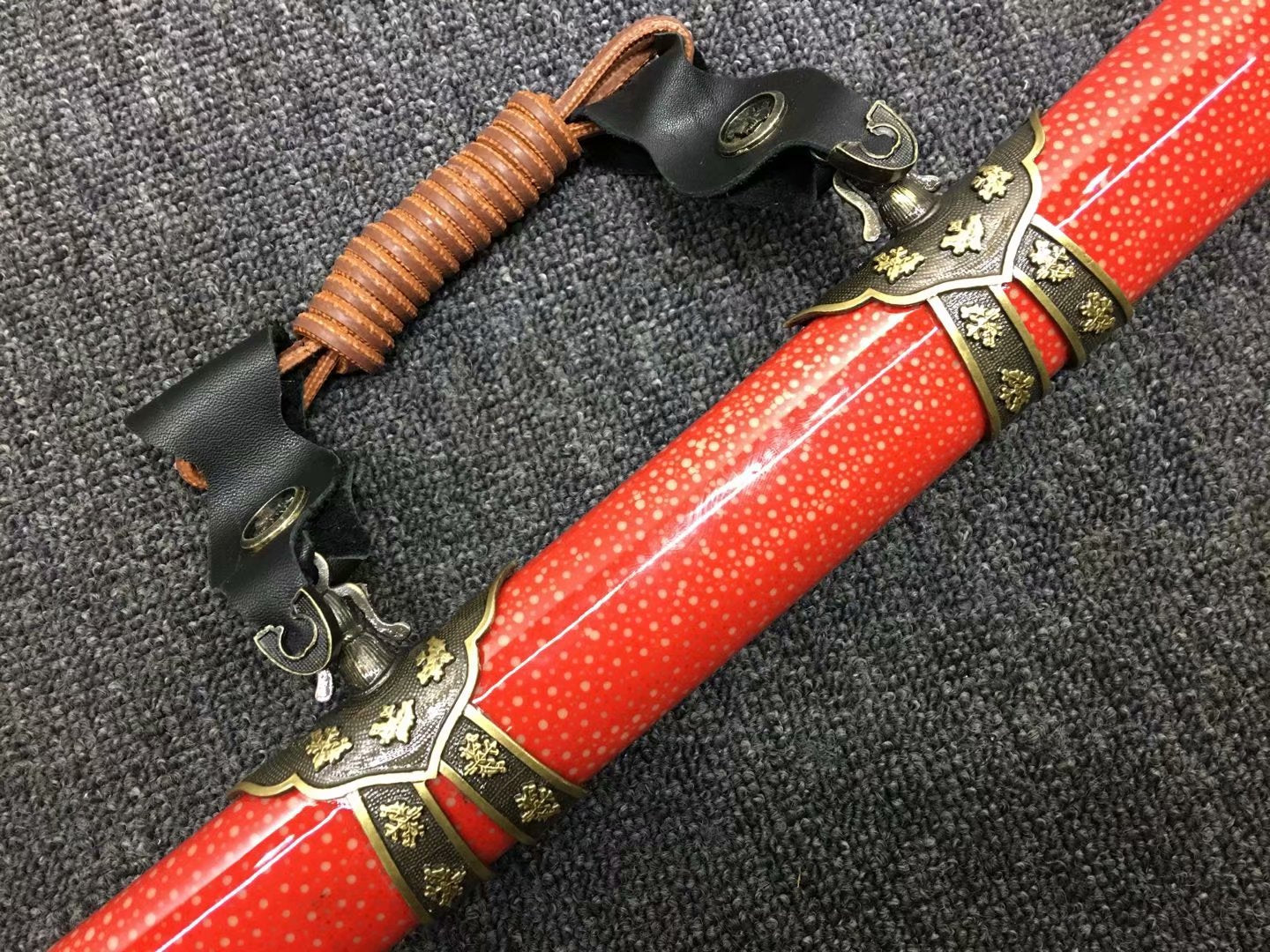 Tachi,Red skin scabbard,Damascus steel burn blade,Brass,Full tang - Chinese sword shop