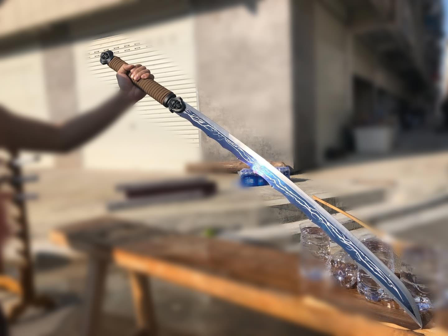 Broadsword,High carbon steel blue blade,Full tang,Solid scabbard