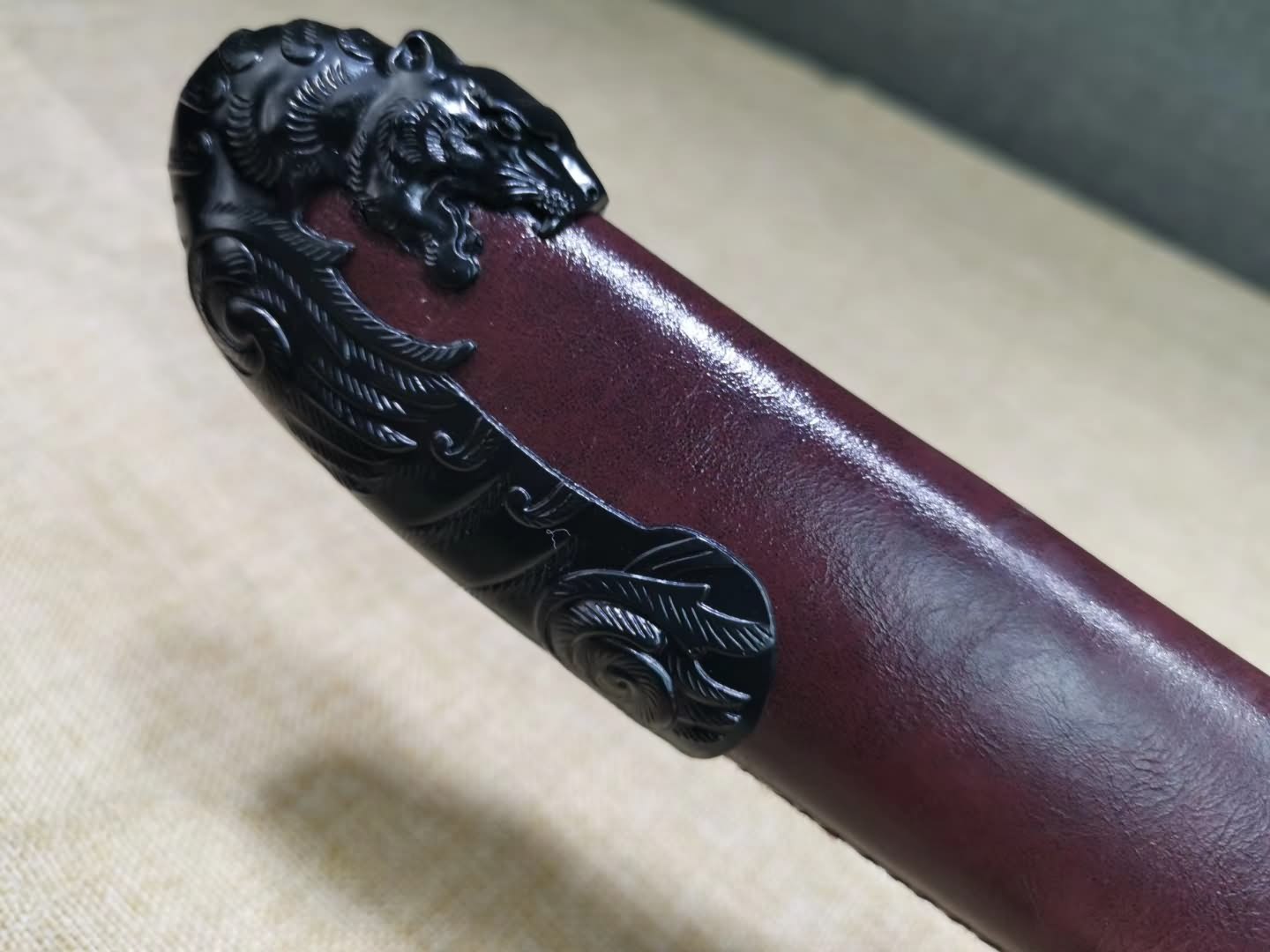 Dragon Tiger Broadsword(High carbon steel blade,Leather scabbard)Sharp - Chinese sword shop