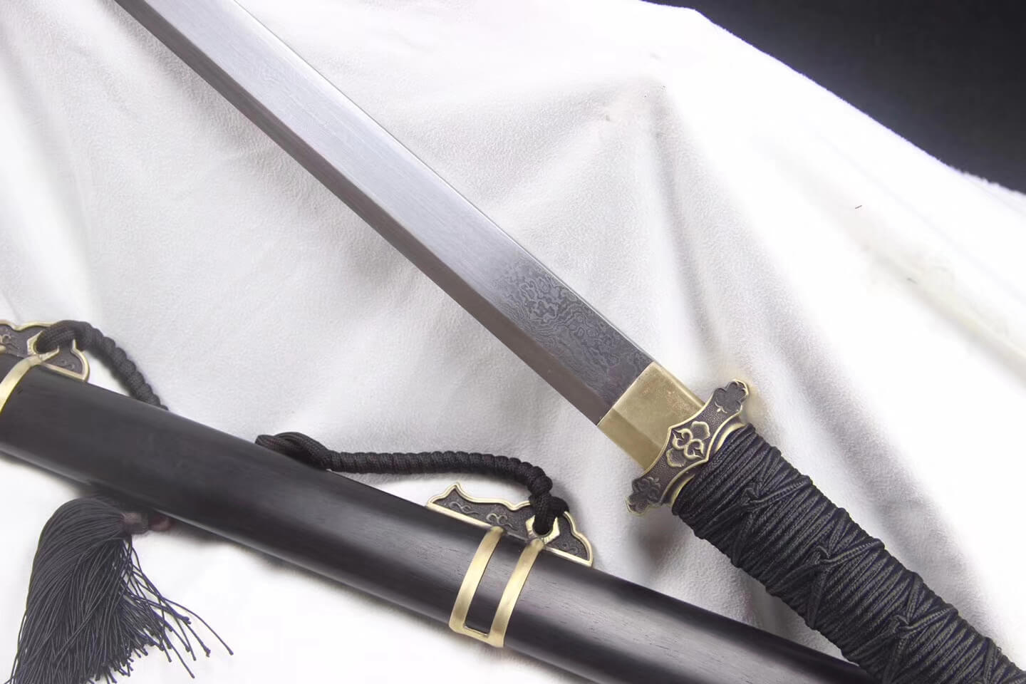 Ring-pommel tang jian/Damascus Steel blade/Black scabbard/Brass fittings - Chinese sword shop
