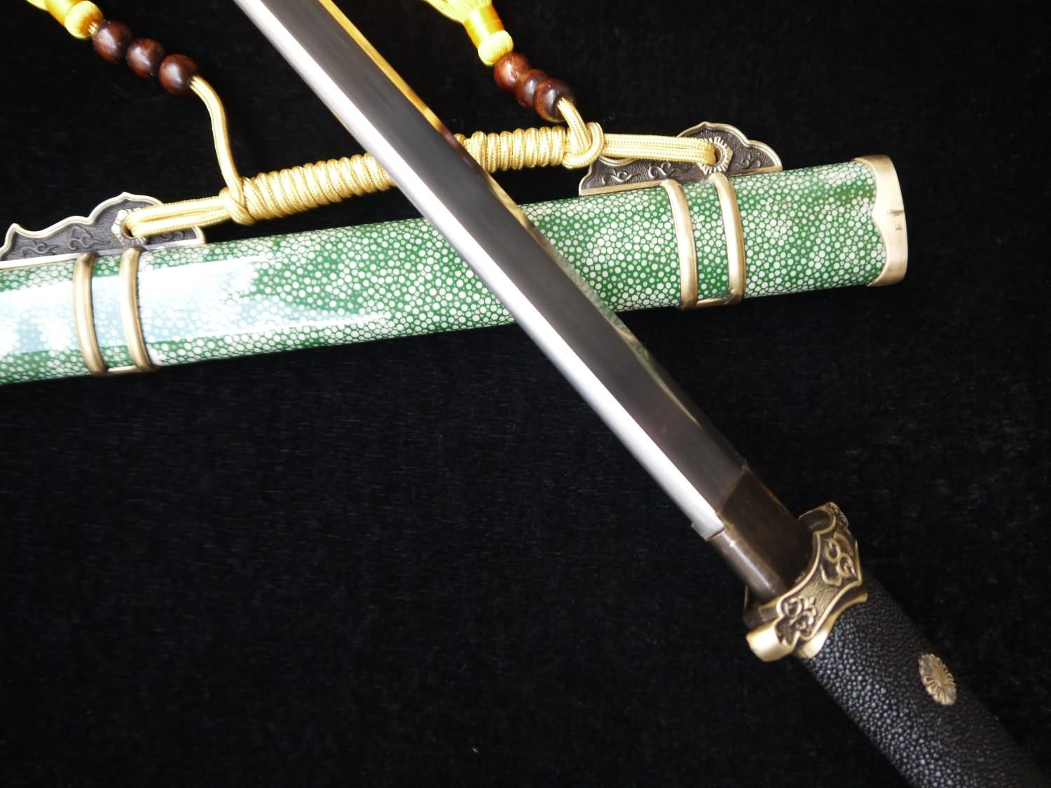 Tang dao(Damascus steel blade,Brass fittings,Green skin scabbard)Full tang - Chinese sword shop
