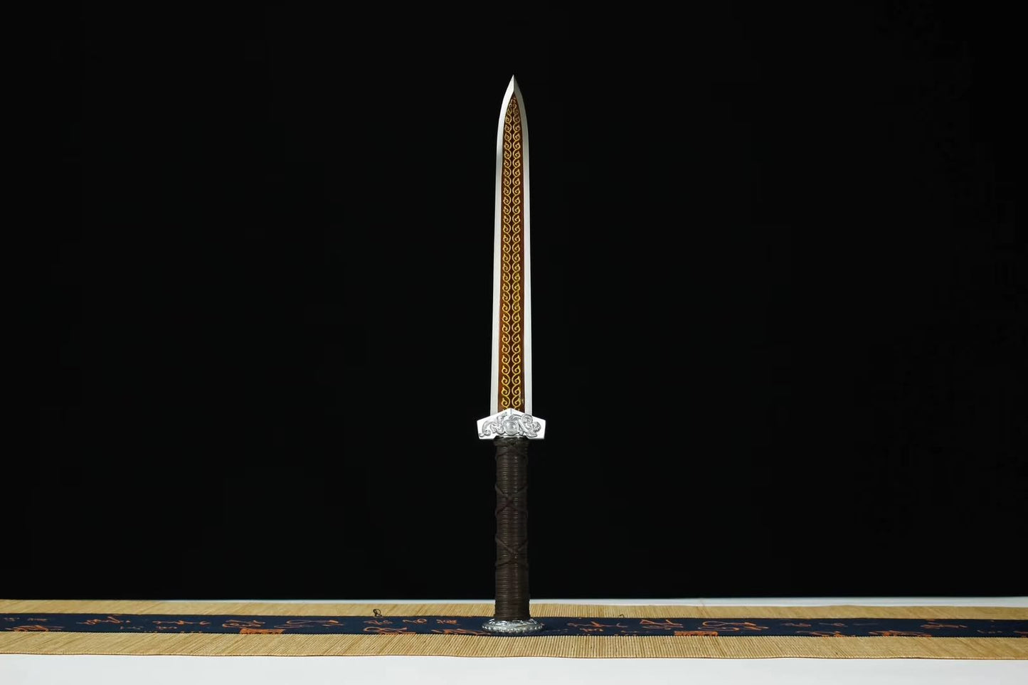 Dagger,Small han jian,High carbon steel blade,Alloy,Black wood scabbard - Chinese sword shop