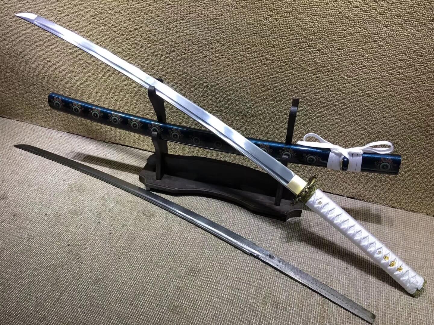 Samurai sword(Medium carbon steel bade,Wood scabbard,Alloy fittings)Length 39" - Chinese sword shop